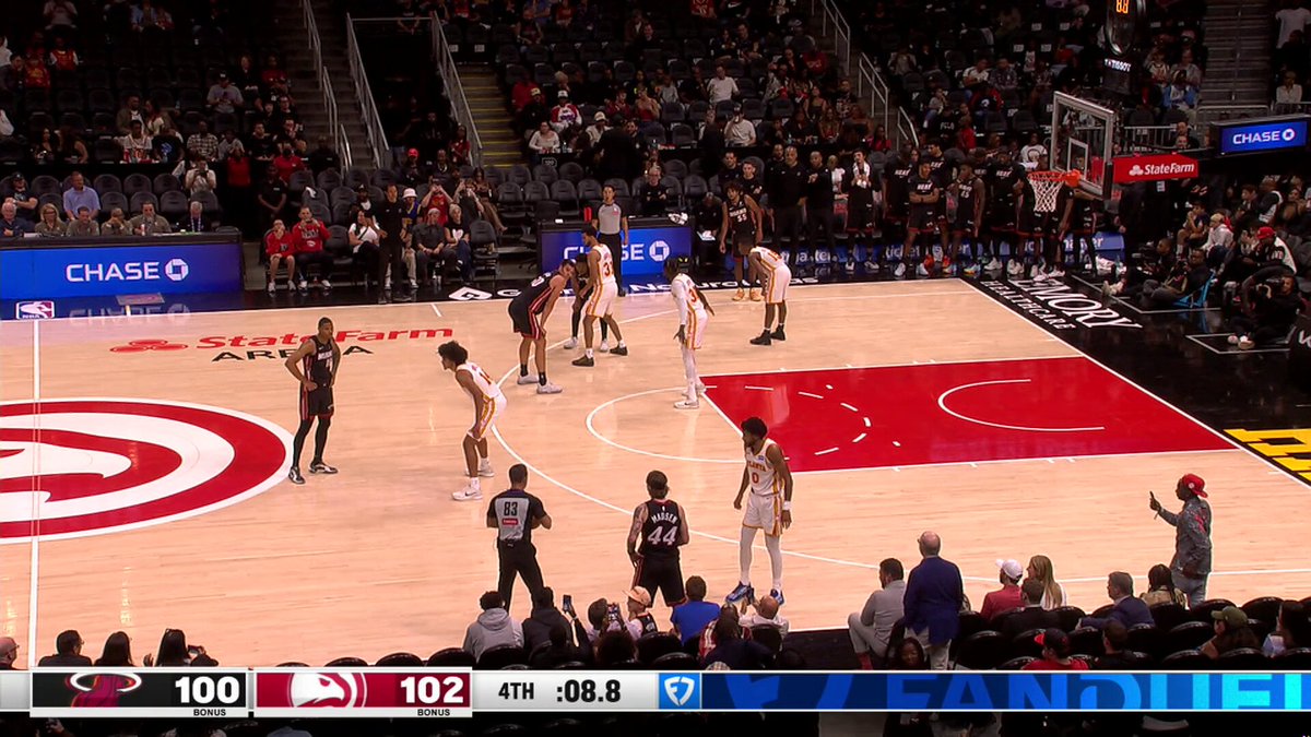 Another look at Myron Gardner's CLUTCH LAYUP to send the game to ovetime 👀  