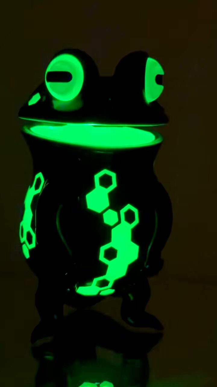 ソフビ　スカルチュラ　ウツボカエル Amazon.co.jp: SKULLTULA スカルチュラ UTUBOKAERU ウツボガエル