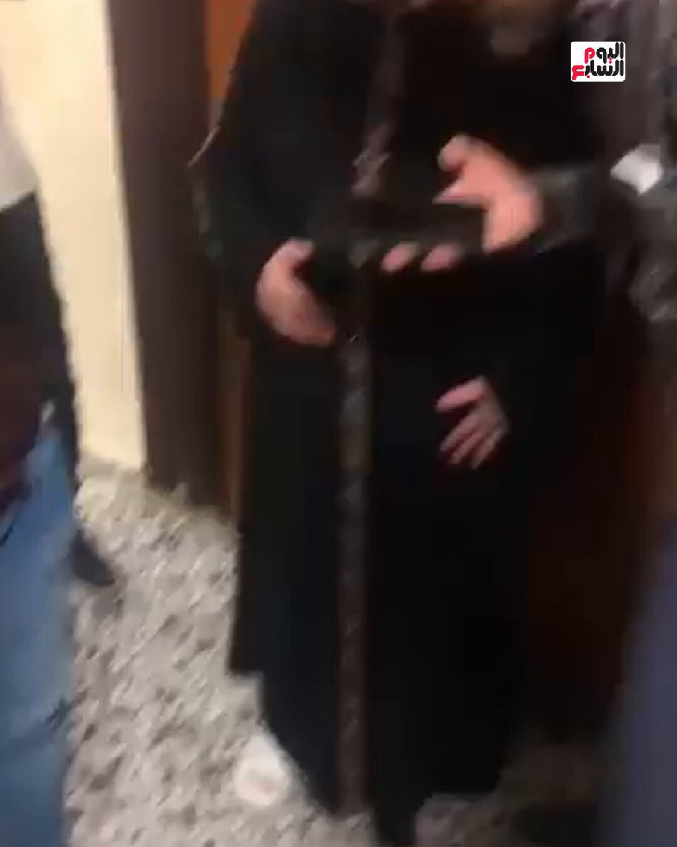 باسم خندقجى يصل مصر بعد 21 عاما بسجون الاحتلال .. الفرحة تتحدث #اتفاق_شرم_الشيخ 