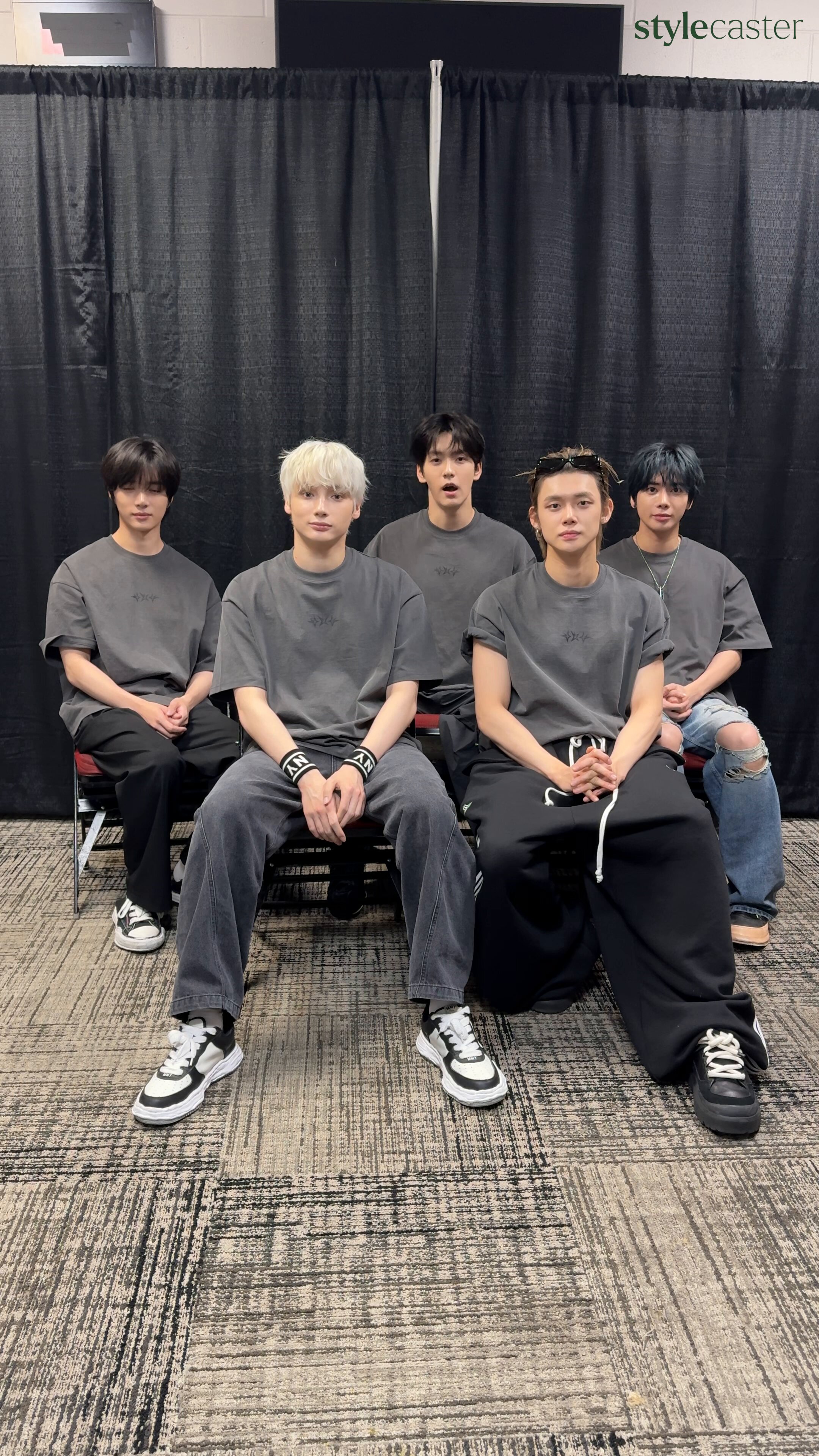 メグミ 𓇢𓆸 (@megumi_xx13) / X