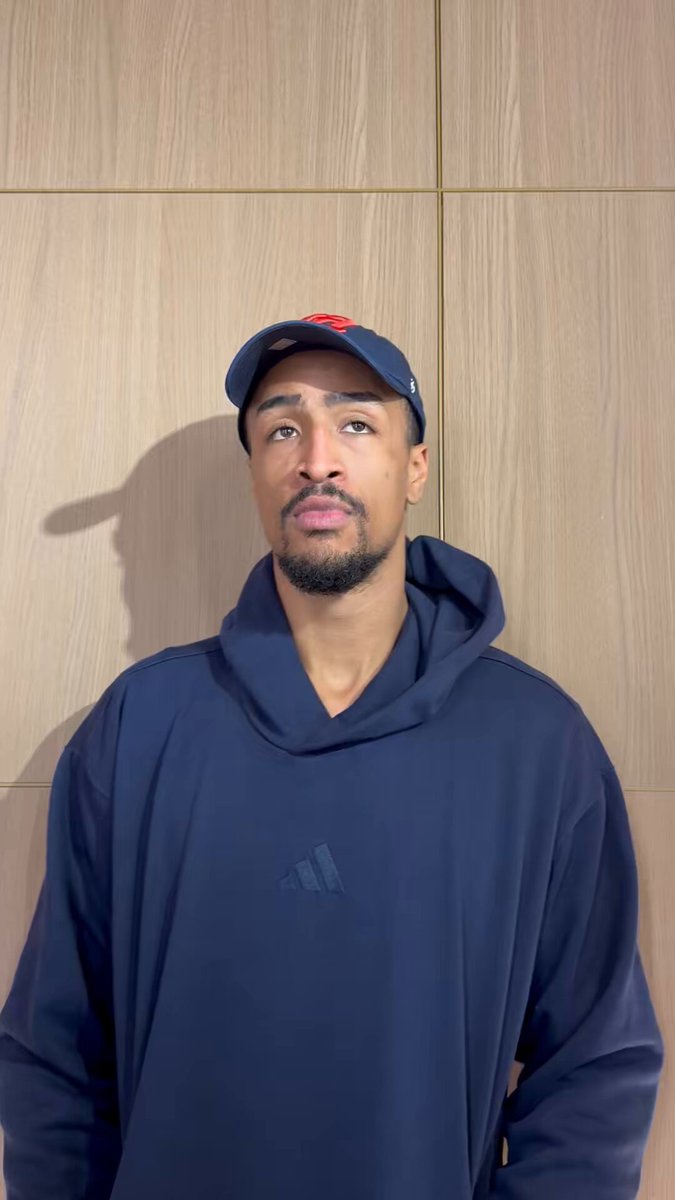 John Collins said his first preseason game at Intuit Dome was almost a playoff atmosphere.

“It was good. It was intense. I knew I stepped into almost a playoff atmosphere… Seeing the energy from the fans, all the lighting, just the atmosphere. A lot of energy. Good vibes.”

He also spoke on Clippers veterans holding him accountable.

“I have a lot of people holding me to a high standard. That’s what I need… CP is obviously not shy. Kawhi has been great as well. James, Brook, all my OGs. Just tapping in and trying to help me be great.”
