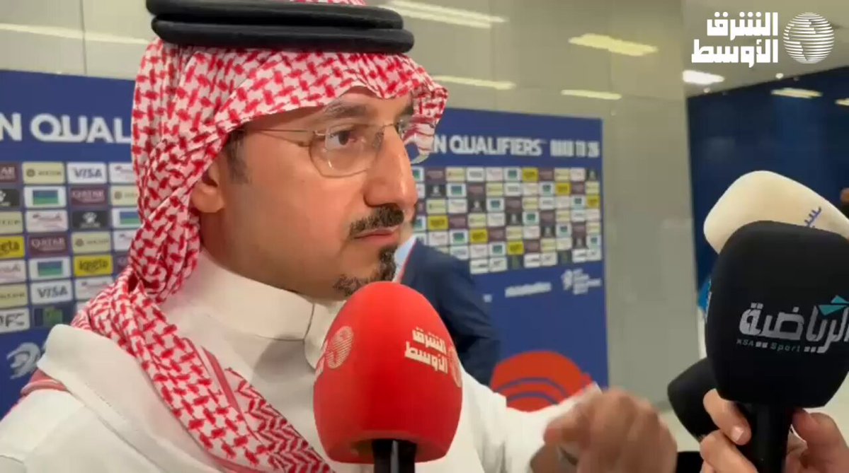 ياسر المسحل رئيس الاتحاد السعودي لكرة القدم في حديثه لوسائل الإعلام: -الحمد لله أكرمنا الله بالتأهل، وقدمنا مستوى كبير في المباراة، وأضعنا فرص كثيرة، لكننا حققنا التأهل للمرة السابعة، واليوم لأول مرة في تاريخ الكرة السعودية يتأهل في نفس العام المنتخب السعودي للناشئين والشباب والأول لكأس العالم 
