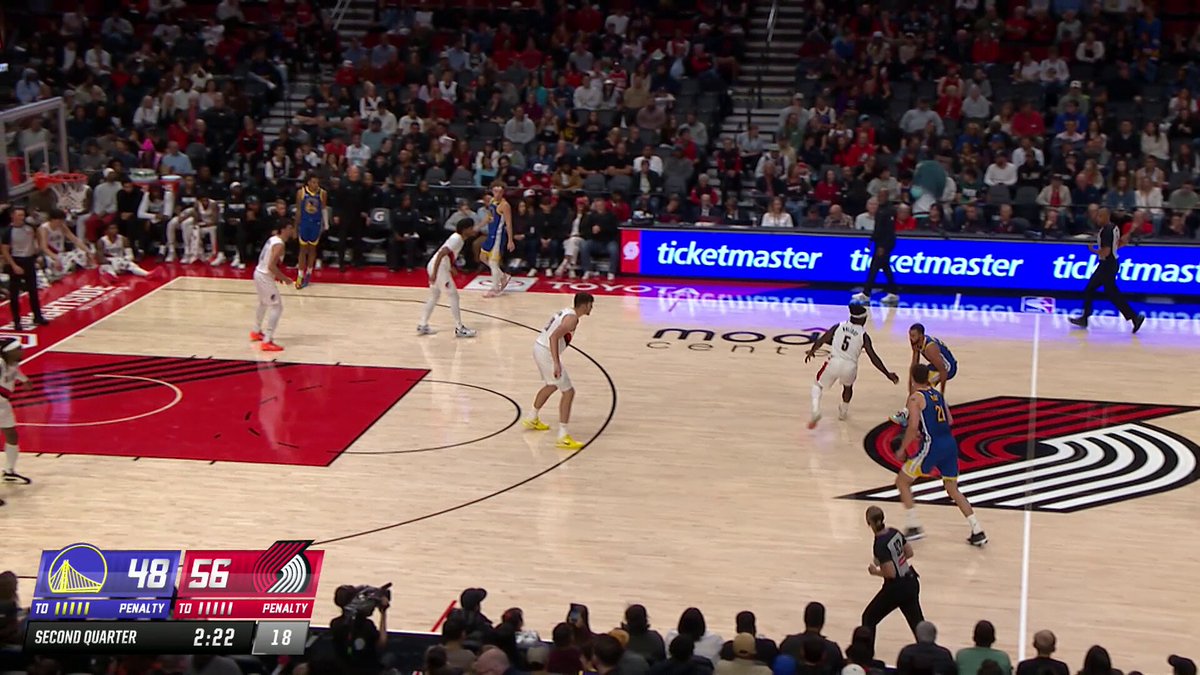 The ball movement on this Podz three 👀

Close contest between the Warriors and Blazers! 