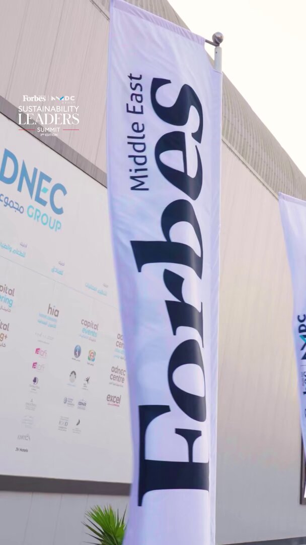 خلال قمة فوربس الشرق الأوسط «قادة الاستدامة 2025» في أبوظبي، سألنا الشباب عن تجربتهم الأولى في مجلس فوربس الشرق الأوسط للشباب، المنصة التي تجسّد أن المستقبل يُصنع اليوم، وبأن الشباب هم صُنّاع التغيير. : 