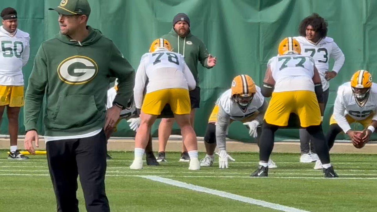 #Packers not practicing today: RT Zach Tom (oblique), DT Devonte Wyatt (knee), DE Lukas Van Ness (foot), K Brandon McManus (kicking leg quad).

Rookie RT Anthony Belton returned to practice from his ankle injury. His first in 3 weeks. 