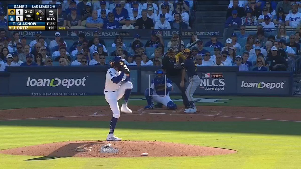 Max Muncy delivers a defensive gem to cut down a run at the plate 💎 
