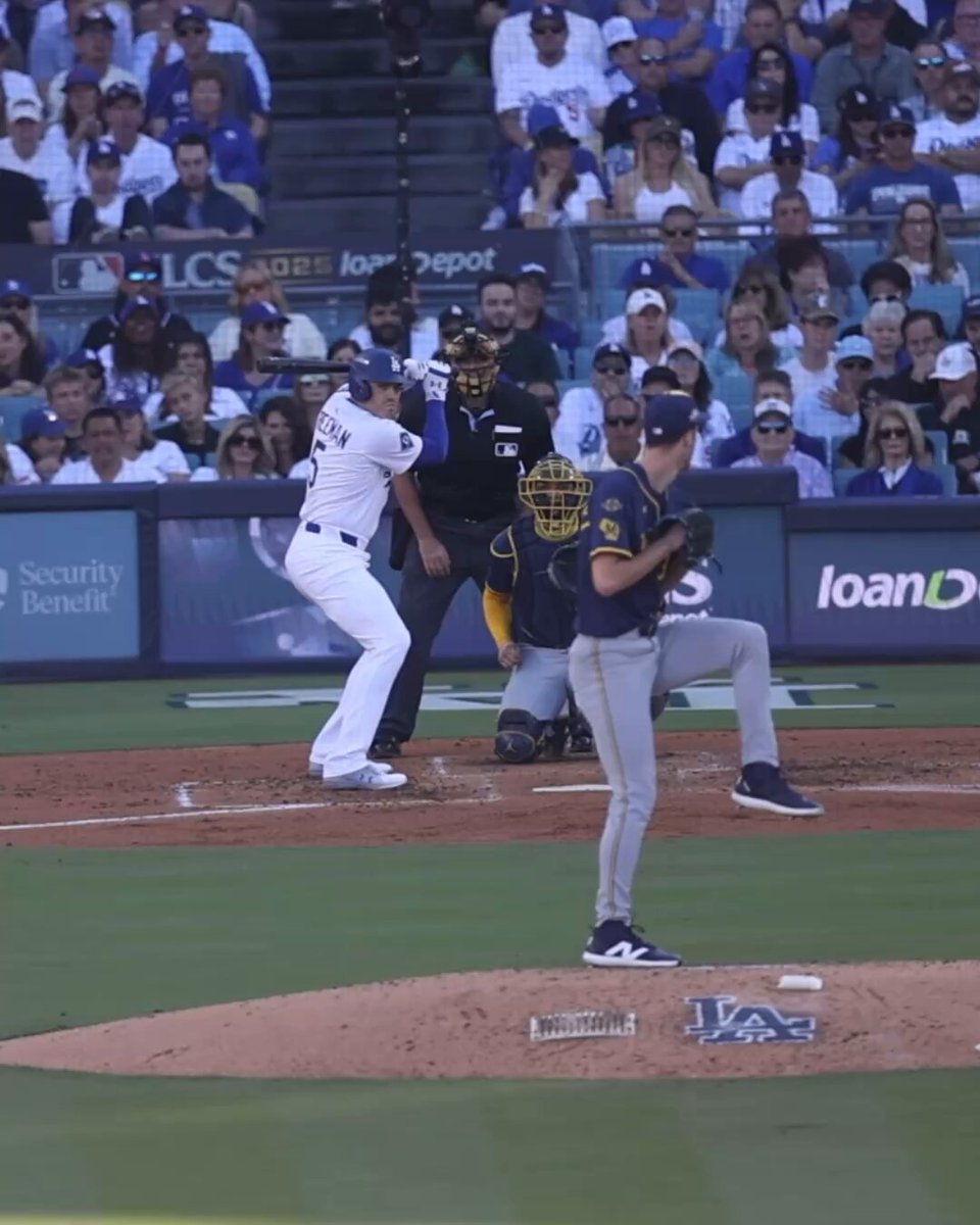 Filthy, nasty, ridiculous 96-mph slider from Miz

#MagicBrew 