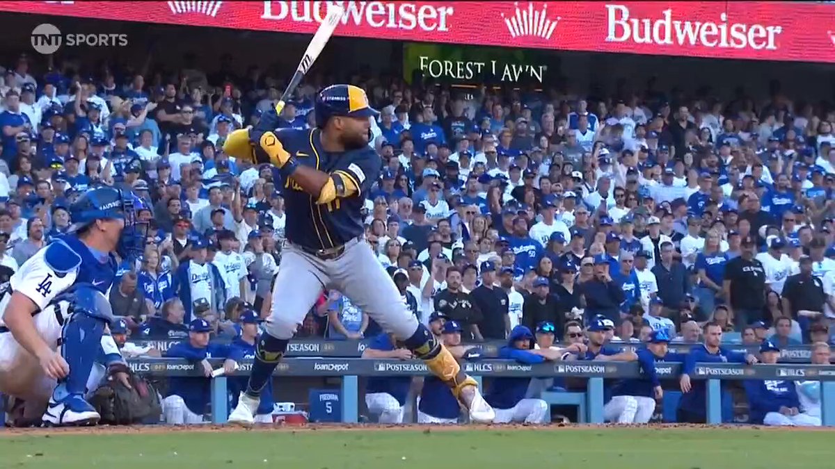 Jackson Chourio leaves the game with an apparent right leg injury in the 7th inning and is replaced by Blake Perkins. #NLCS 