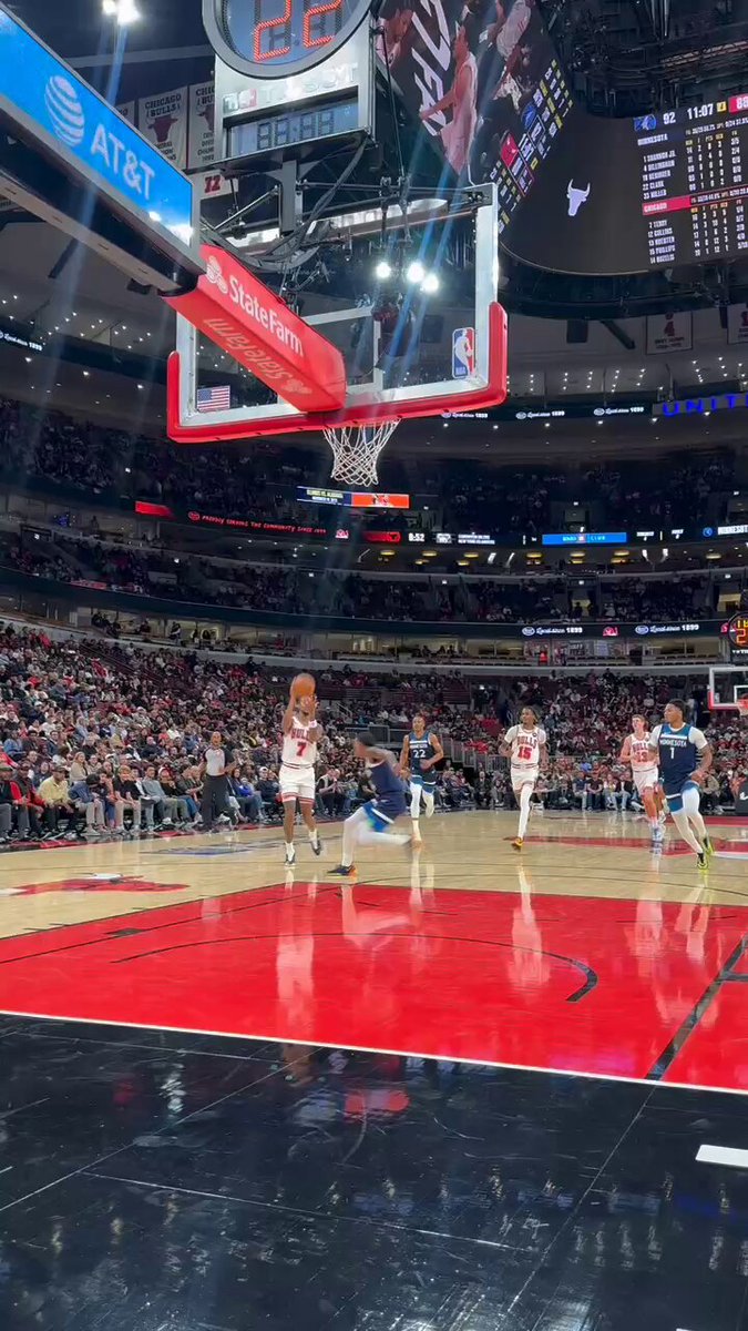 .@DalenTerry 🤝 @BuzelisMatas  
