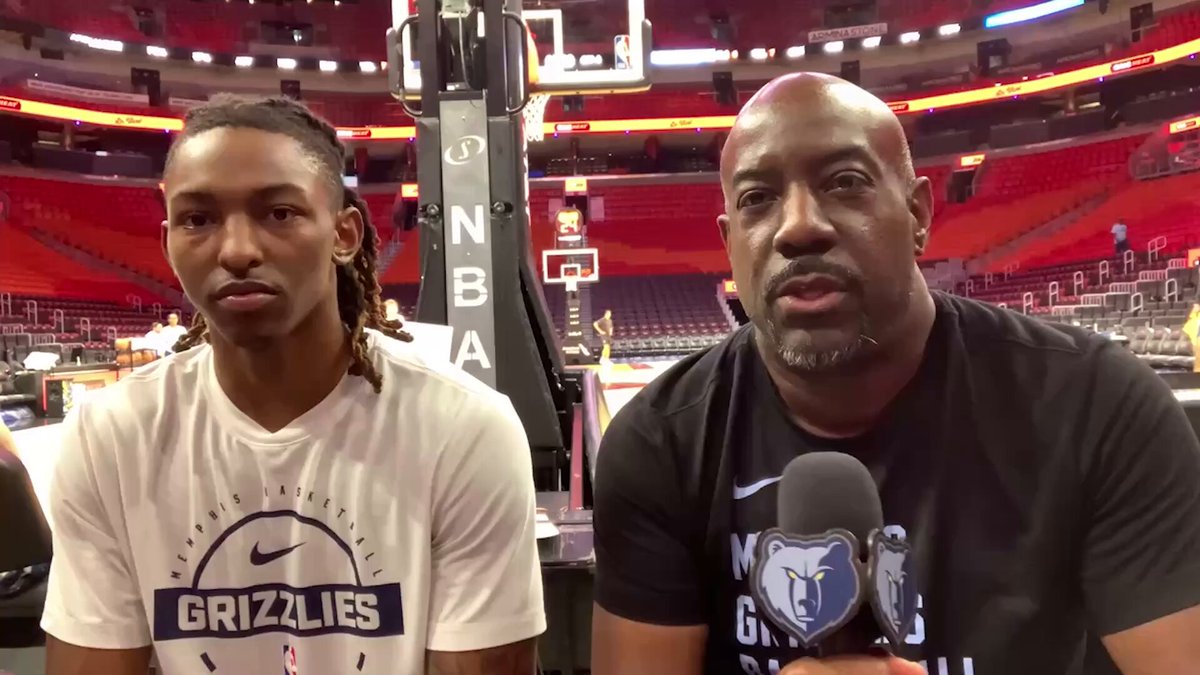Shootaround Sitdown🎙️ with @MyMikeCheck and Javon ahead of tonight’s final preseason matchup against the Heat. 