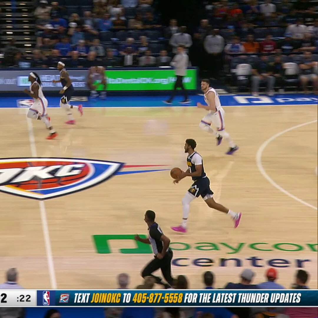 How did Cameron Johnson complete this pass ⁉️ 