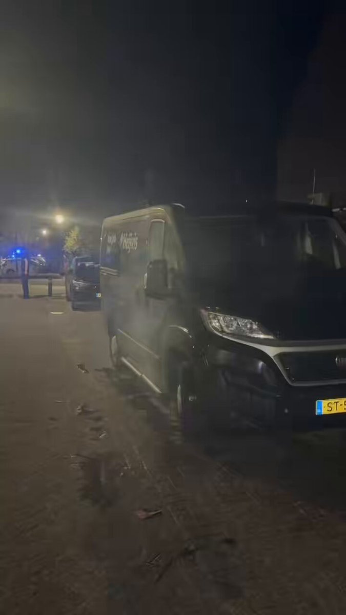 Autobrand aan de Veenestraat in Bunschoten