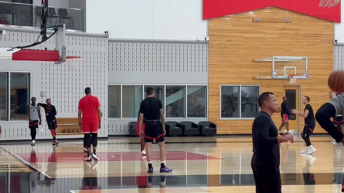 Luke Kennard won the day’s shooting contest 