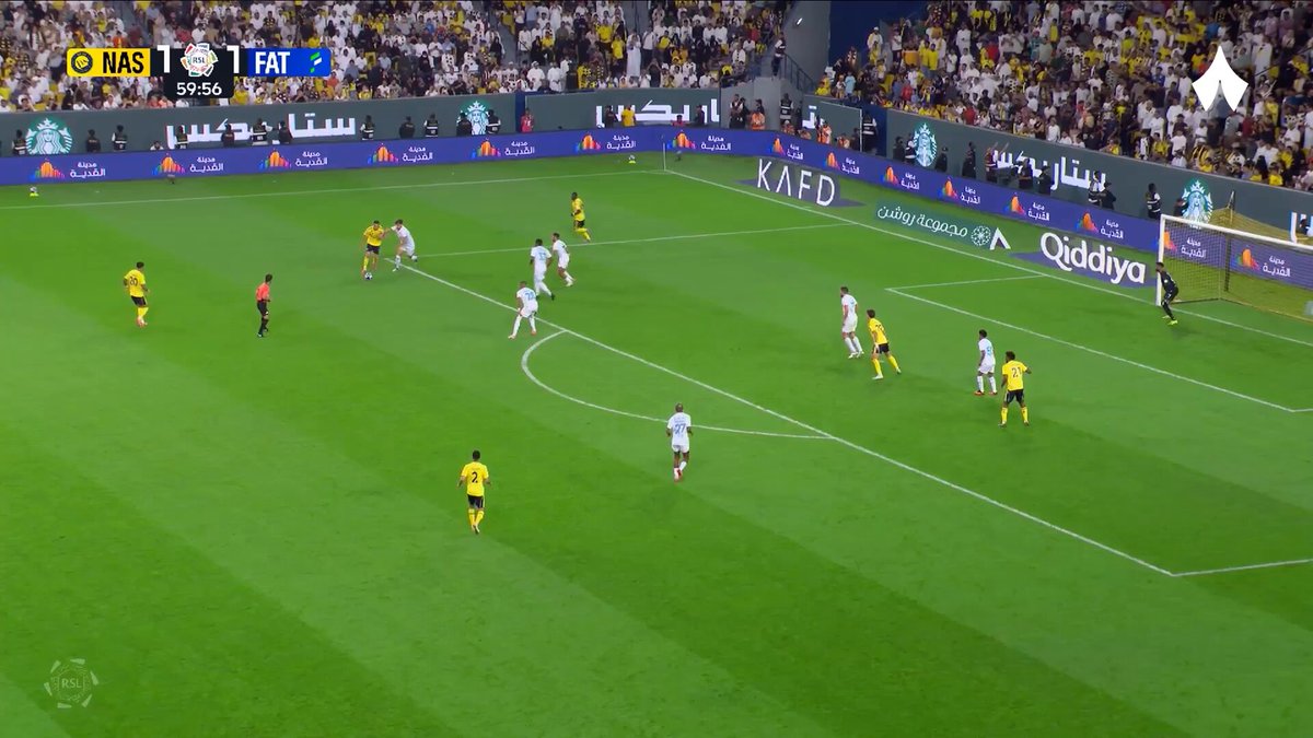 إذا لم تشاهد هدف كريستيانو فقد فاتك الكثير.. "الدون" يطلق صاروخاً عابراً للقارات #النصر_الفتح 