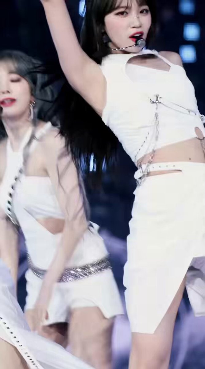 Video oleh @chaewon_hourl