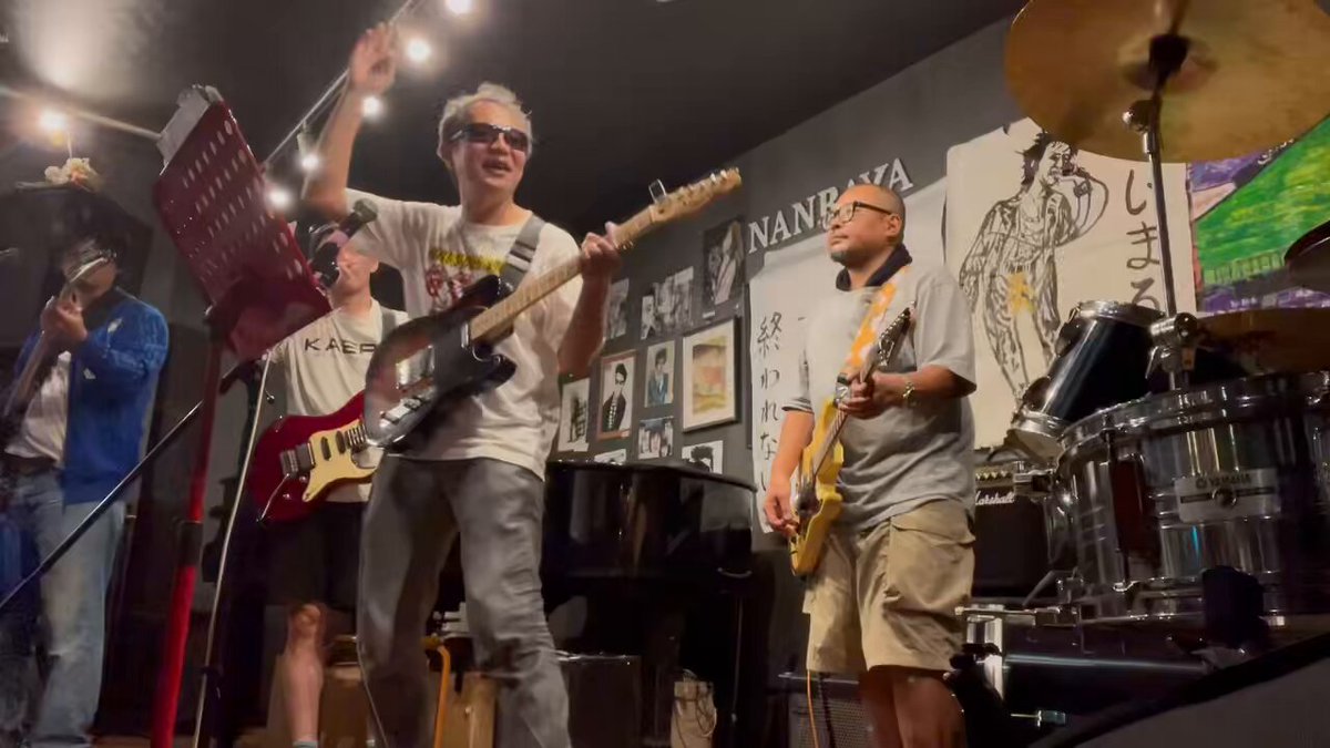 絵描きhiro C「土の中」 絵描きhiro C「土の中」 hiro C (@mikio696) / X