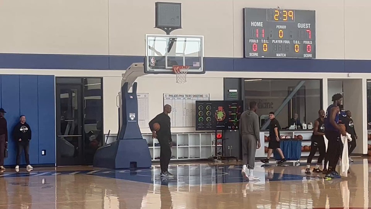 Sixers standouts Tyrese Maxey and Joel Embiid participate in one-on-one, closing-second  jumper drills with player development coaches: 