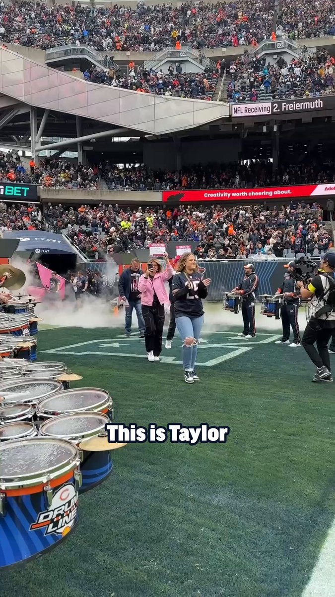Congrats to Taylor and Lori on ringing the bell! 👏 