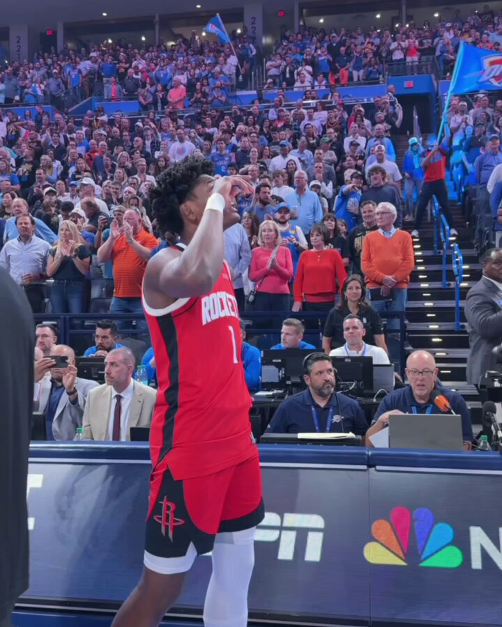 6'7" Amen Thompson
6'11" Kevin Durant
6'11" Jabari Smith Jr.
6'11" Alperen Sengun
6'11" Steven Adams  

TALLEST STARTING LINEUP on opening night since starters were first tracked in 1970-71 🤯 