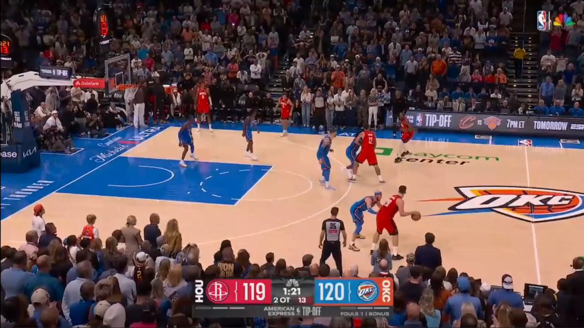 BIG time shot by Kevin Durant! He hits the free throw to put Rockets up 122-120, 1:15 left 