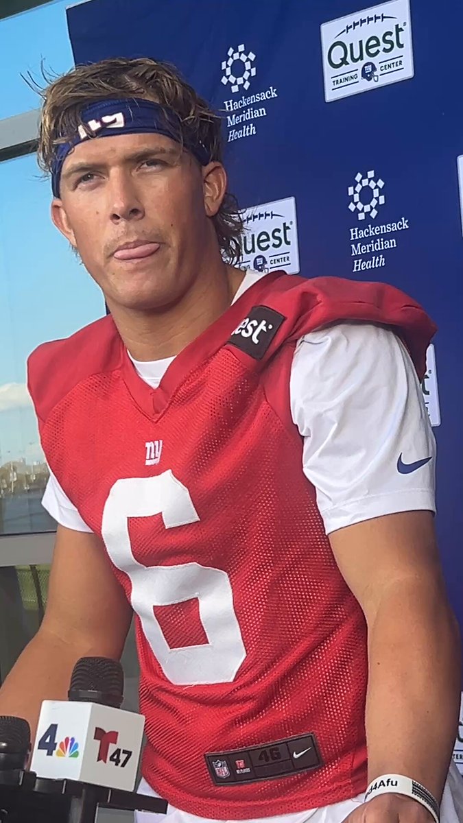 Rookie QB Jaxson Dart doesn't mind playing the villain.  Expects that to be the case Sunday in Philly.

#Giants #Eagles 