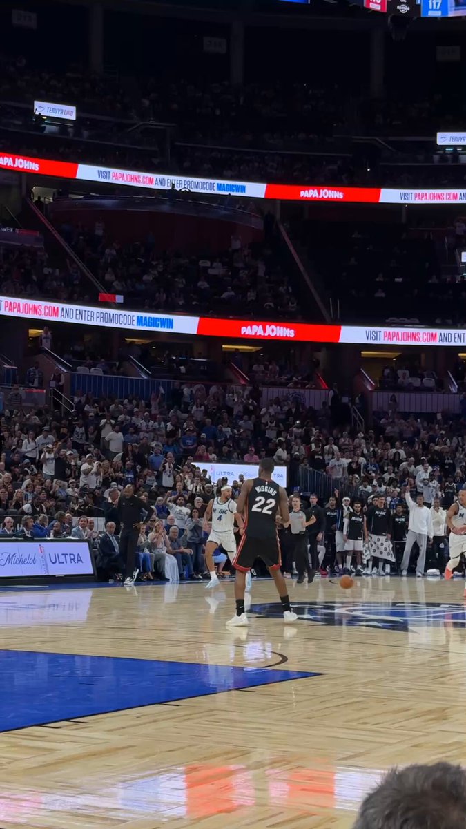 Desmond Bane finds P5 for the slam 😤

we lead 121-119 with 37.3 seconds remaining 