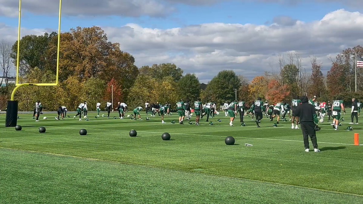 Jets practice: No sign of Garrett Wilson (knee). #Jets 