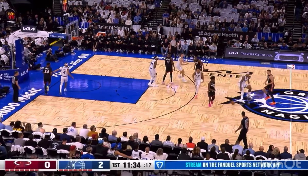 Norman Powell’s Heat debut:

- Catch and fire threes
- Flying off curls into drives
- The floater 