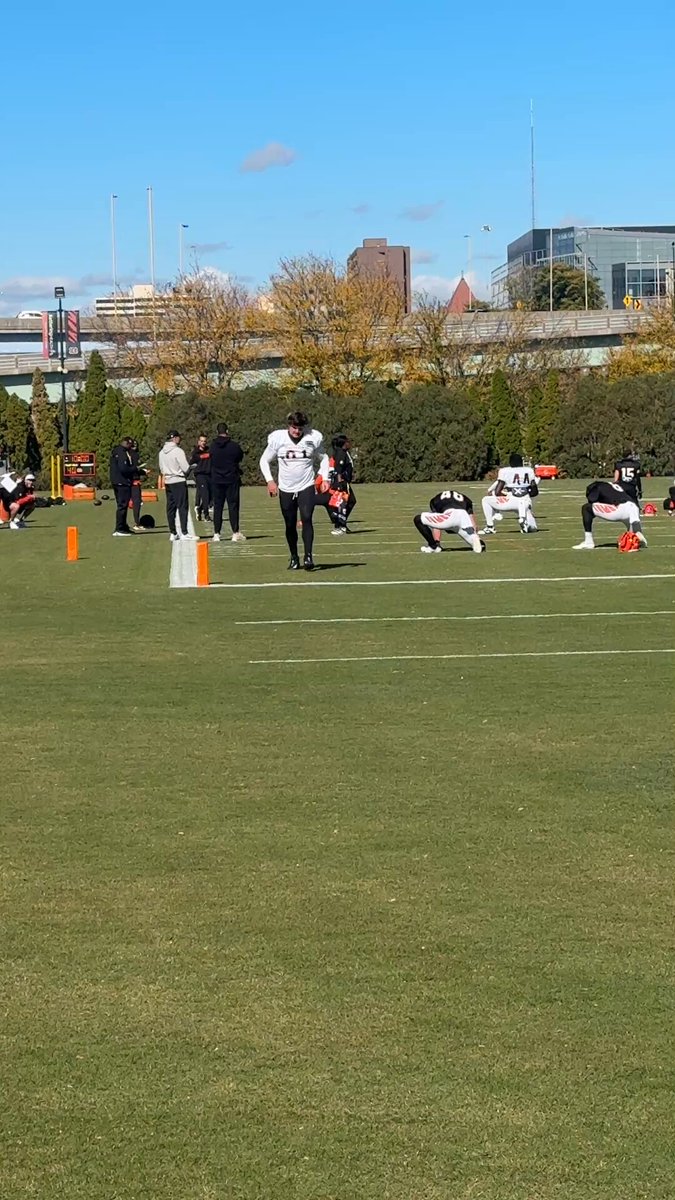 Trey Hendrickson is practicing for a second consecutive day 
A positive sign ahead of Sunday