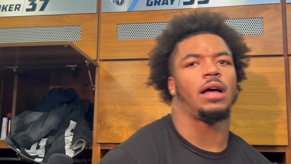 .@Titans linebacker Cedric Gray @cedthr33 has four straight games with at least 10 tackles. 