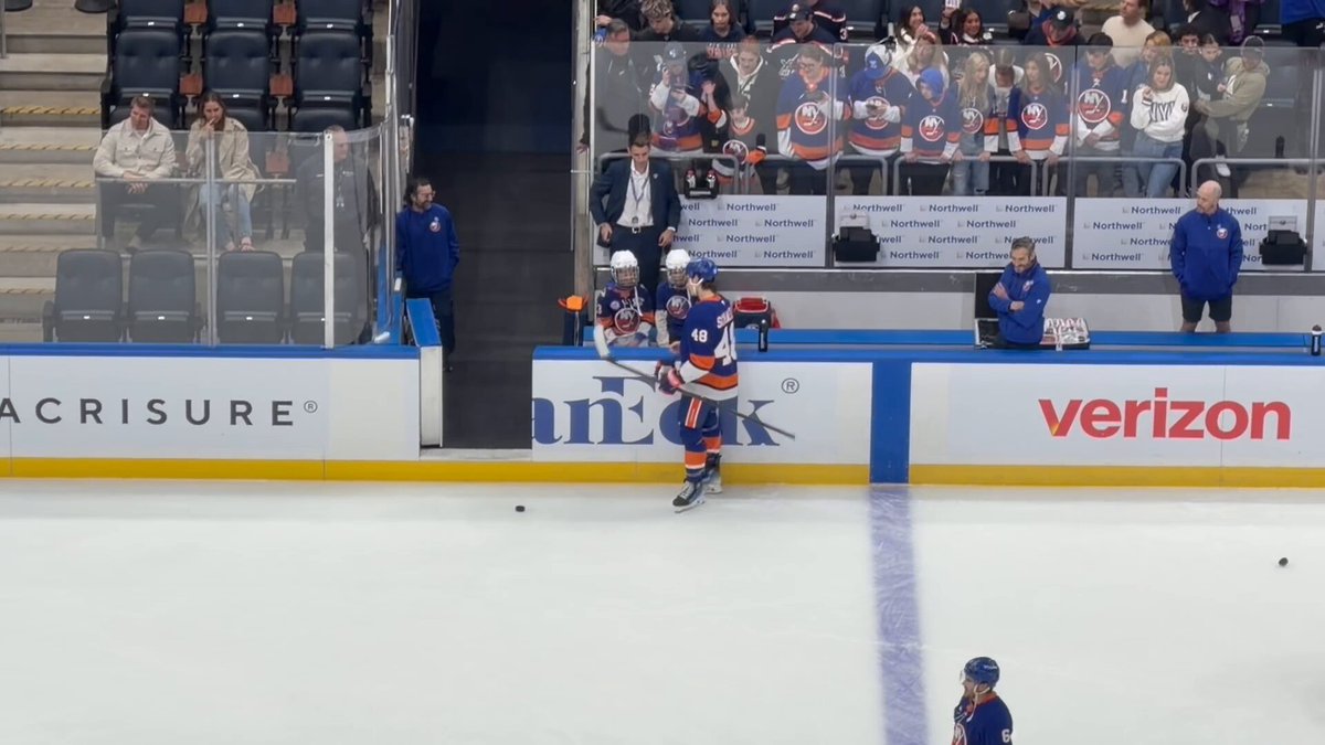 Always about the kids with #Isles Matthew Schaefer: 