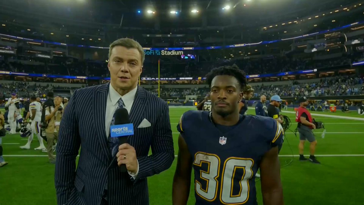 Walk-off with RB Kimani Vidal, who rushed for 117 yards and a TD — his second 100-yard game in three weeks. Bolts didn’t punt and win big, 37-10.

@SportsCentralLA | @CBSLosAngeles 