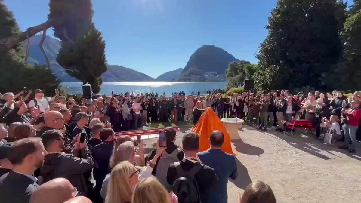 🥔CRIPTOVALUTE : "Lugano ripristina la statua di Satoshi Nakamoto dopo atti di vandalismo"