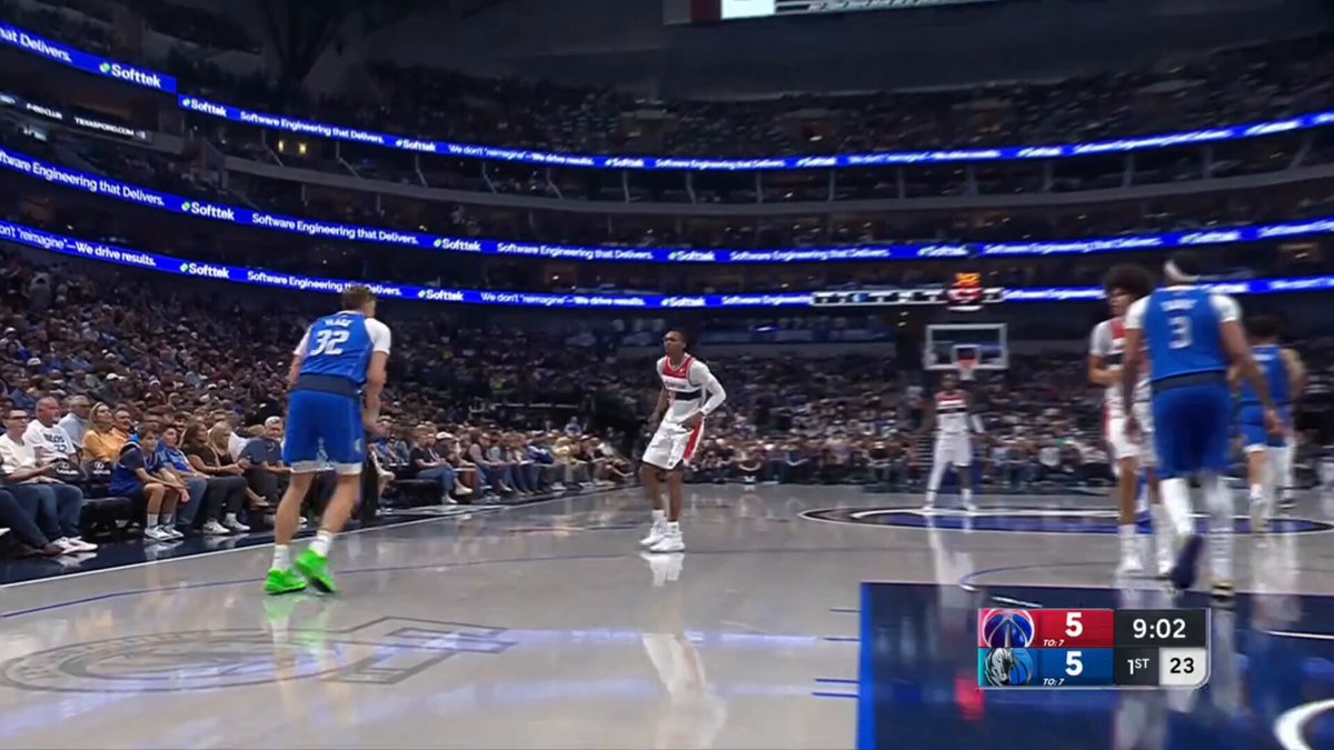 Great vision by Coop
#MFFL @TheMavsBlog