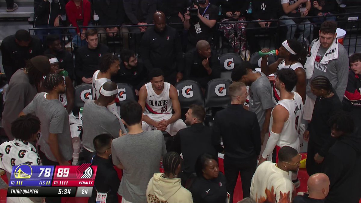 Your @Moda_Health Assist of the Game!