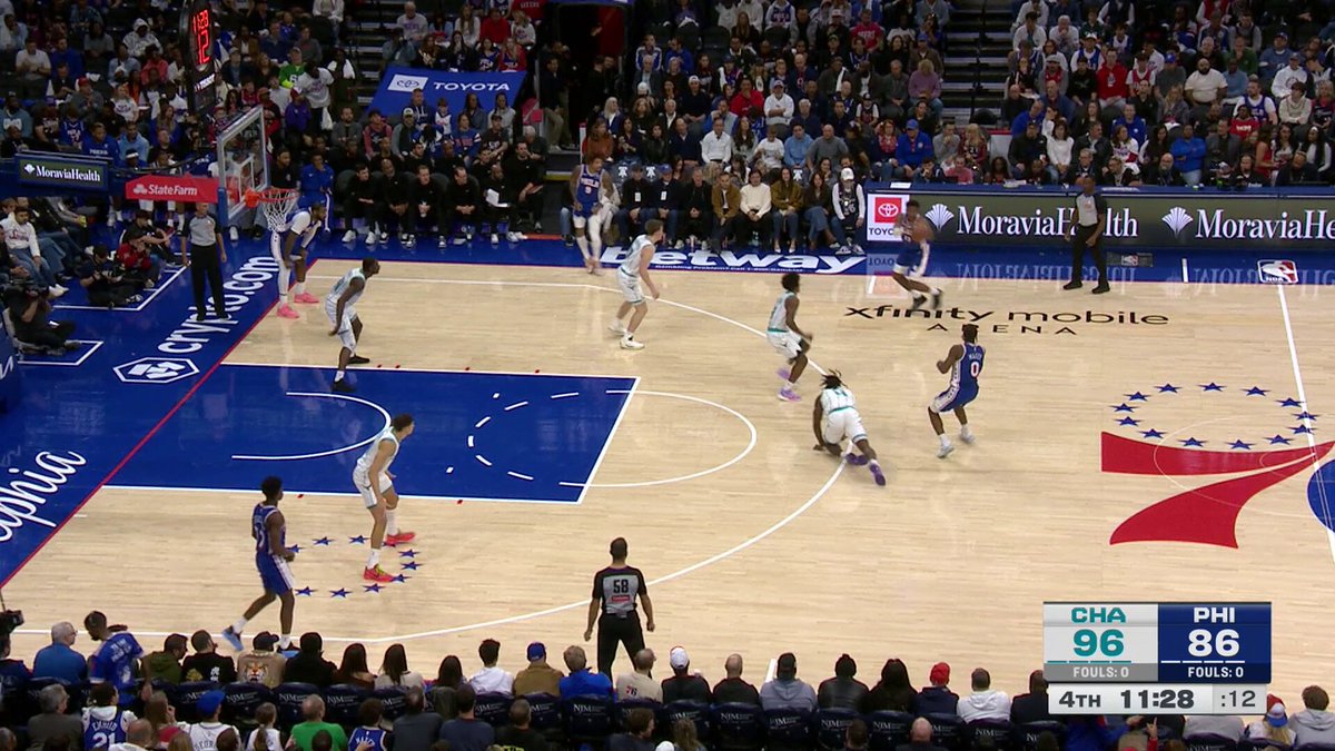 a great sequence:  
@Jedwards3_ three
@AndreDrummond steal
@KELLYOUBREJR slam