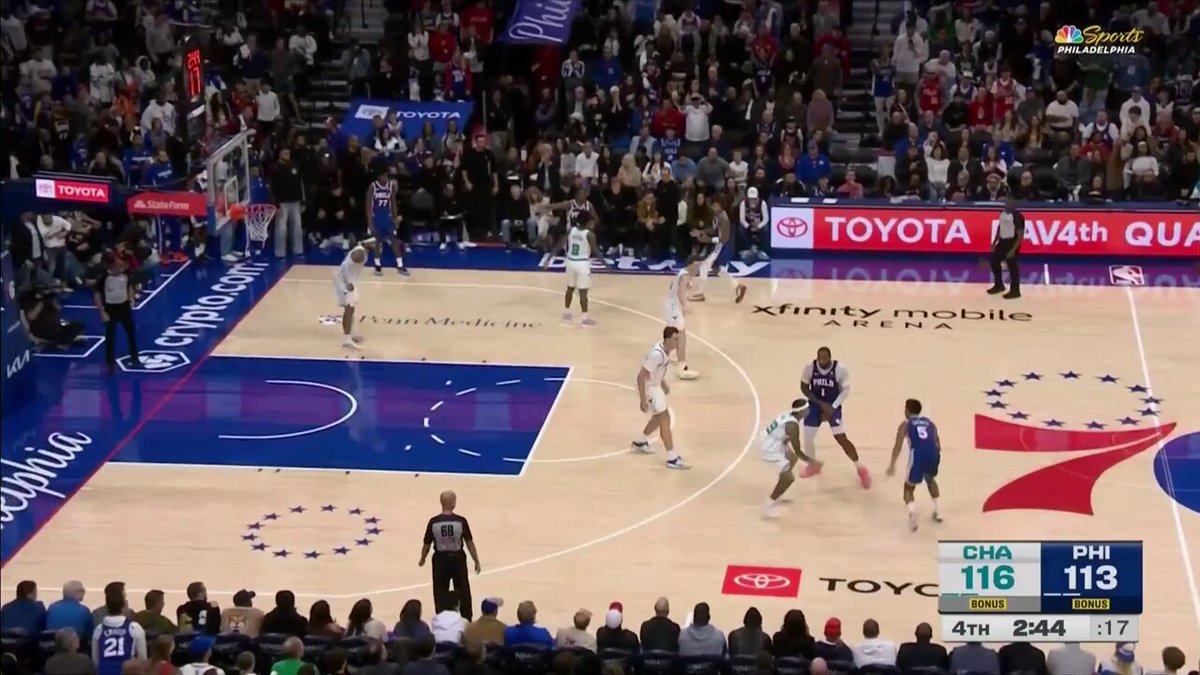 VJ EDGECOMBE PULLS THE SIXERS WITHIN A POINT!