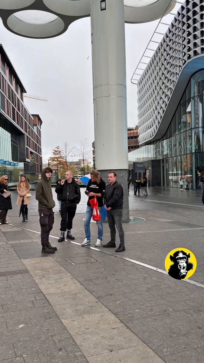 Veel politie aanwezig bij demonstratie op Centraal Station Utrecht
