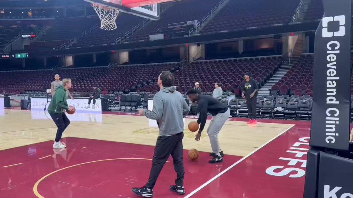 Here is Kevin Porter Jr. getting up shots after today’s shootaround in Cleveland: