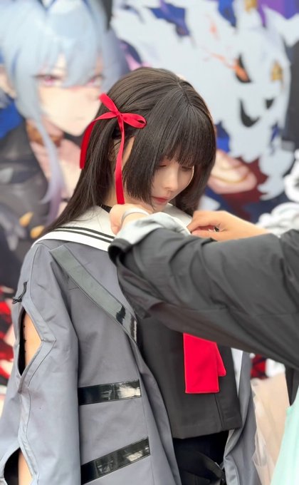 コスプレイヤーすずらのTwitter動画2