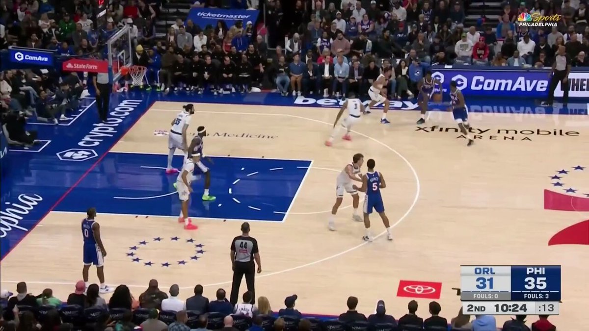 Quentin Grimes up to 11 points off the bench already after hitting his third 3PT tonight 😮💨