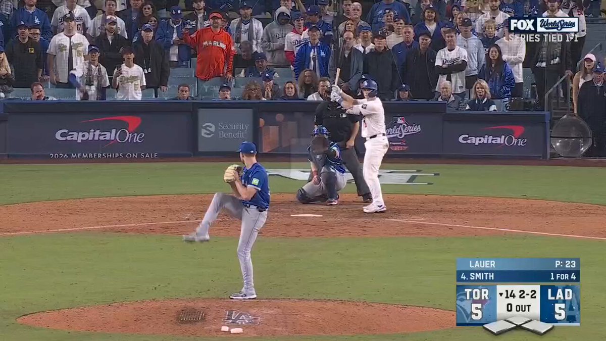 Will Smith nearly hit a walk-off home run in the 14th inning 😳
#WorldSeries