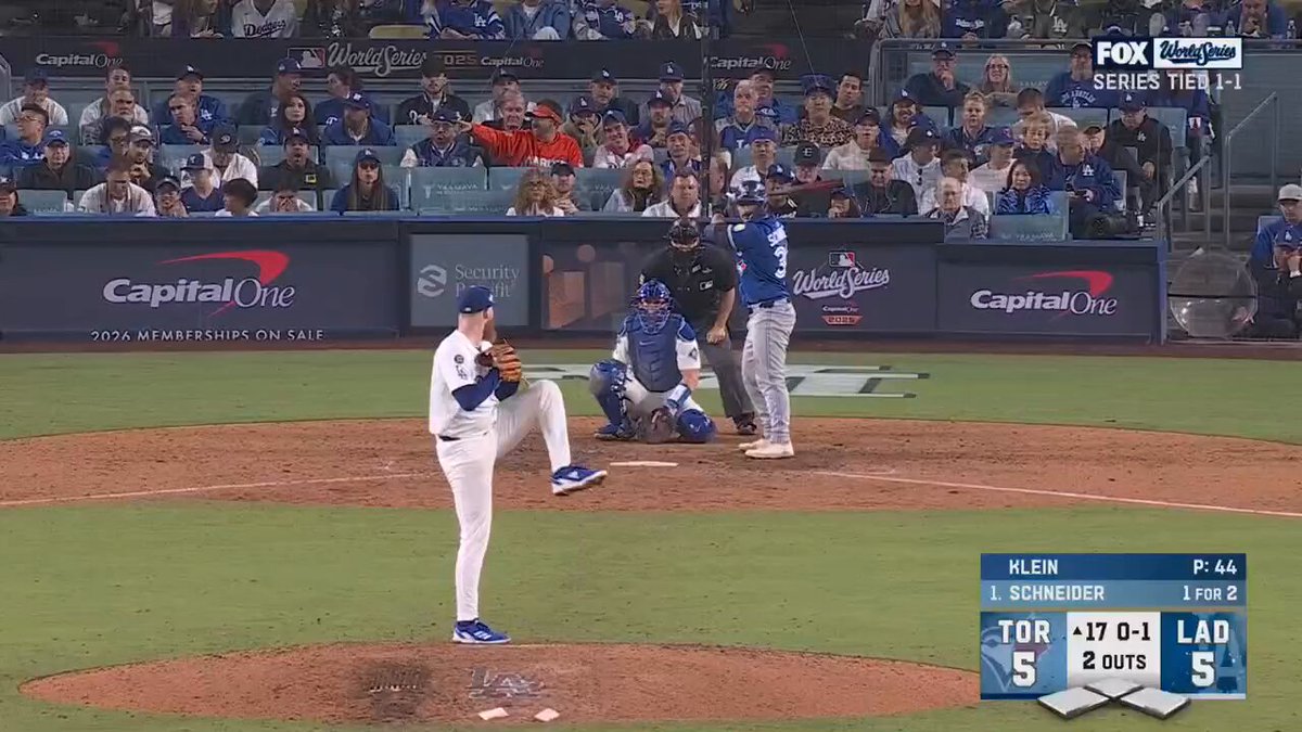 QUICK REFLEXES FROM WILL KLEIN! #WORLDSERIES