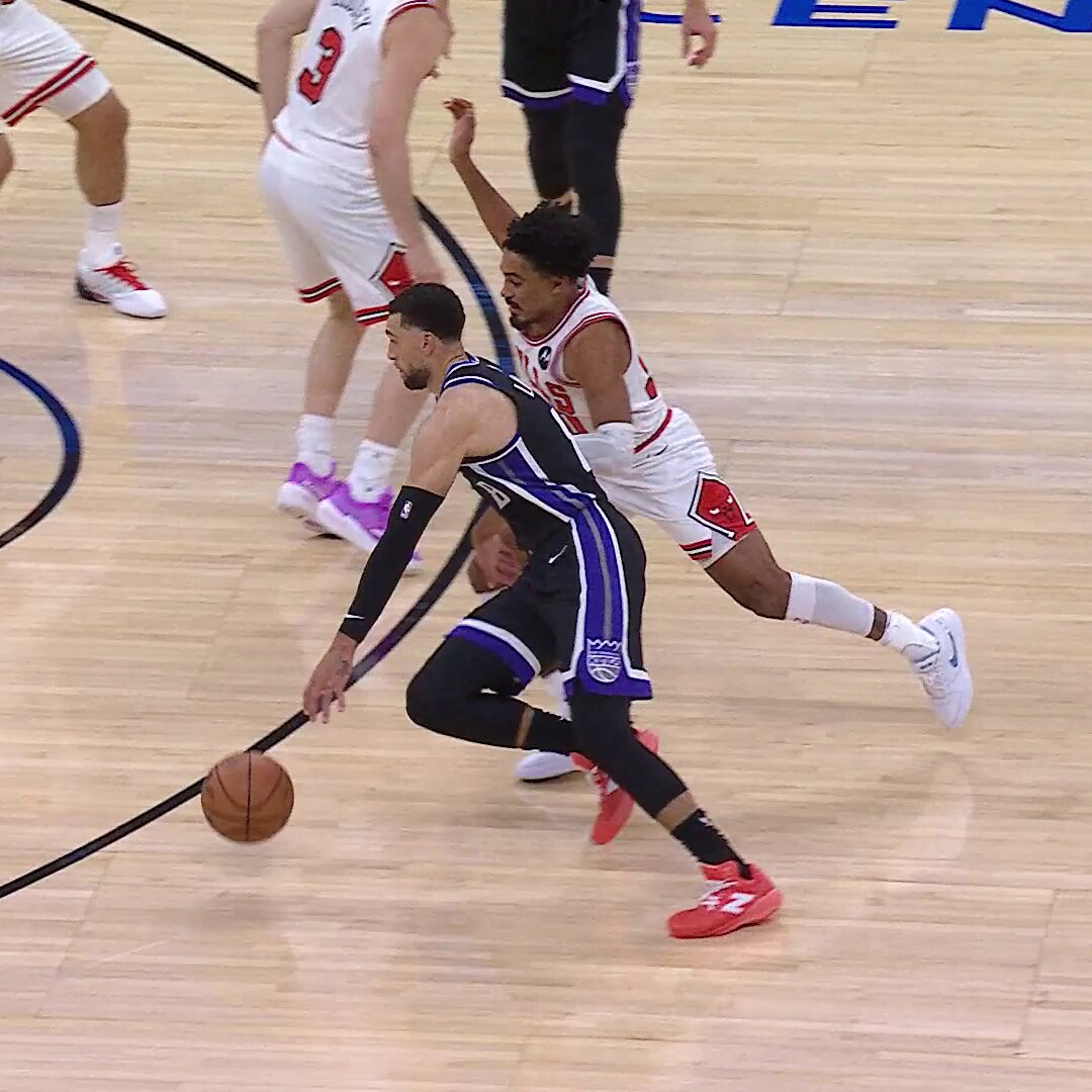 Come for the Zach LaVine slam 🔨 
Stay for the Zach LaVine reaction 😳