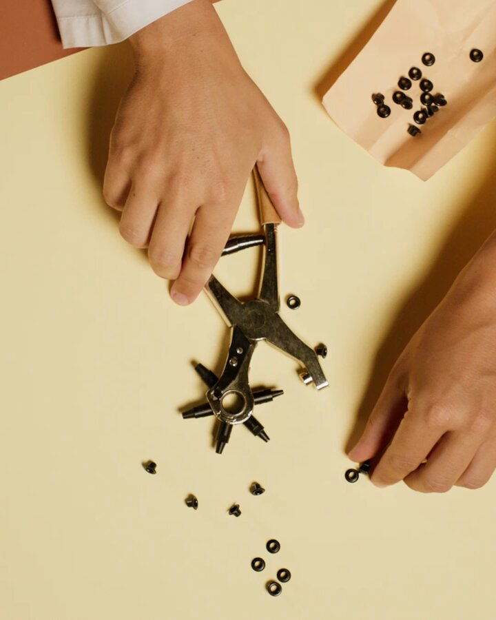 [美品 上質] トッズ /レザー パンプス 127800円 メタルロゴ TOD'S TODS トッズ エスパドリーユ KATE ケイト XXW66B0GT90MDL