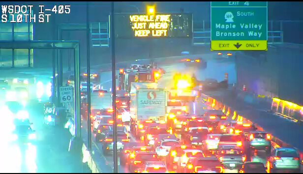 Noticias de transporte de Seattle 4 CLARO: Todos los carriles de NB I-405 están