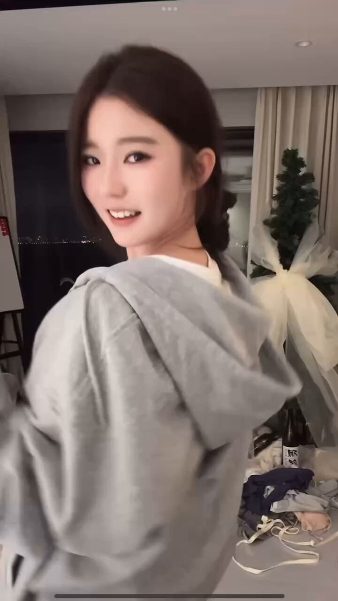 Video by @heixiaohu284