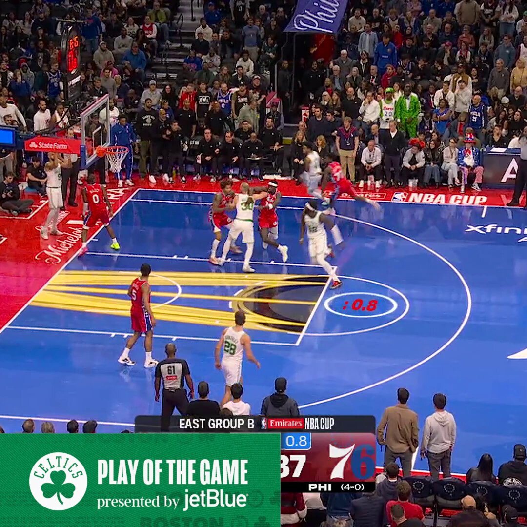 No time, no problem ⏰

Neemi's last second slam is tonight's @JetBlue Play of the Game 