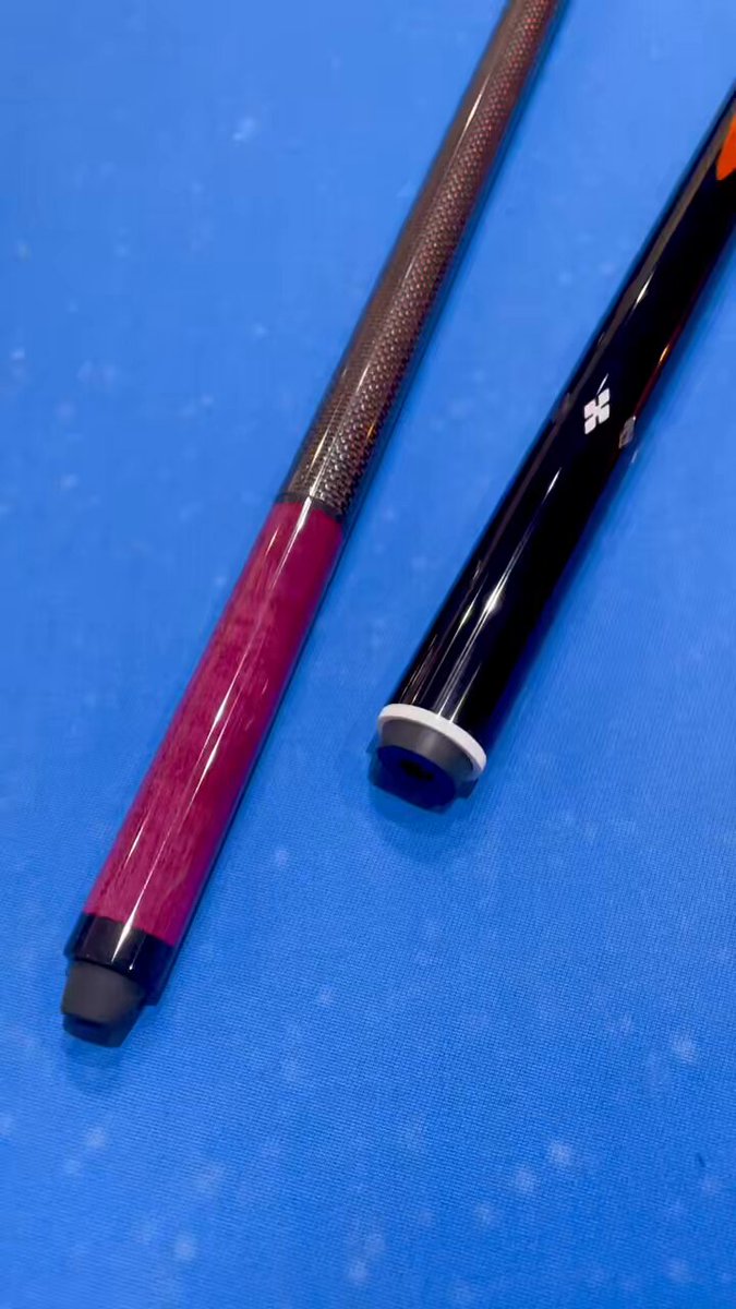 美品 UNLIMITED（アンリミテッド）ラジアル カーボンシャフト30inch BD