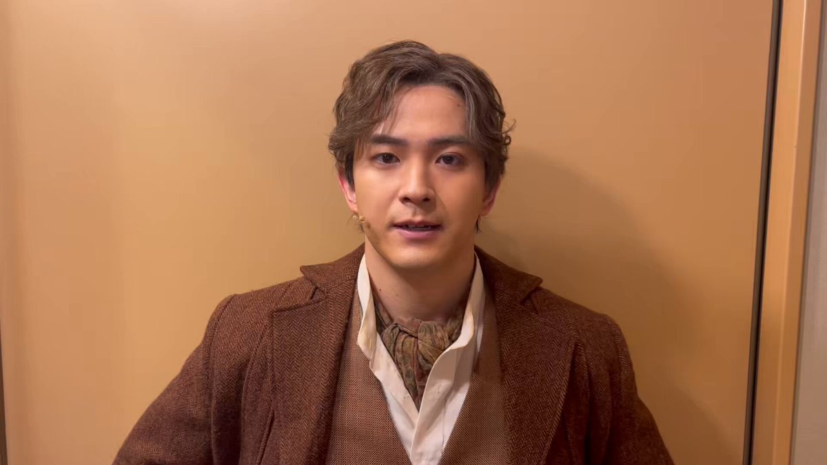 【送料無料】加藤和樹さん掲載ページ（ポスターサイズ）#6084 加藤和樹オフィシャルファンクラブVOICEA4チラシ5枚 - メルカリ